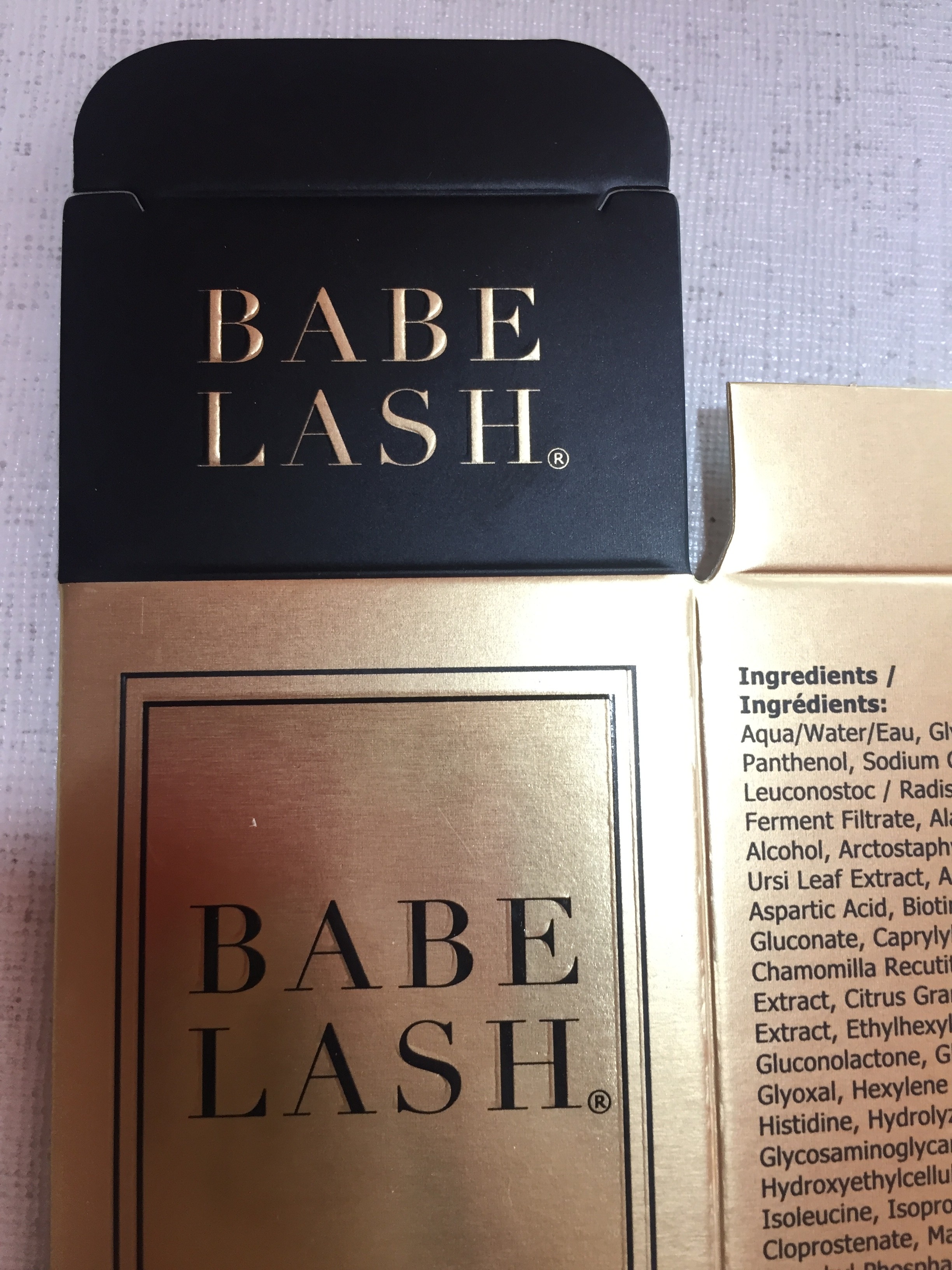 Chinese factory wholesale custom design UV varnishing and golden hot stamping paper box
