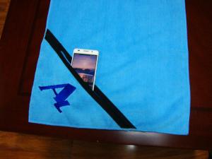 Quality personalized gym fitness towel with zip pocket wholesale