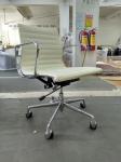 Comfortable Executive Leather Office Chair / White Executive Office Chair
