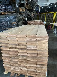Quality 10% Moisture Wood Flooring Veneer White Oak 1.2mm Width C Grade wholesale