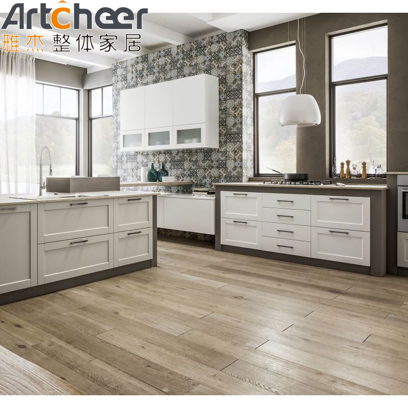 Traditional Solid Wood Kitchen Cabinet The Perfect Blend of Style and Affordability