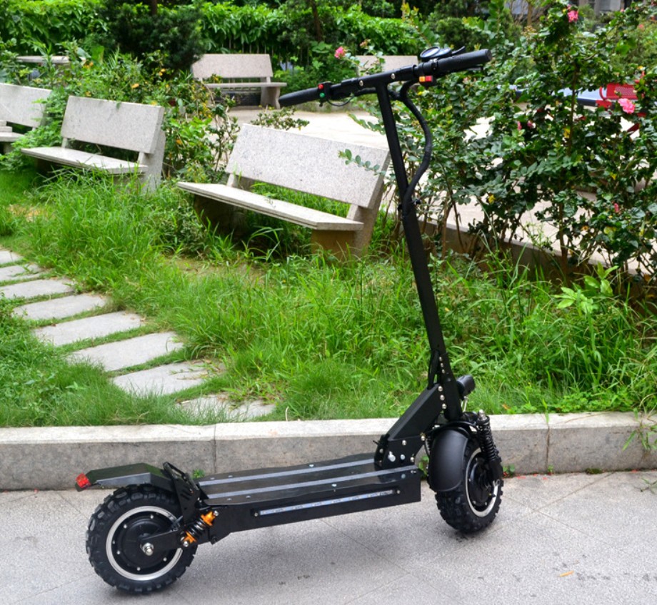 3200w Lightweight Foldable Electric Scooter