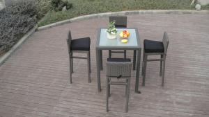 Quality Metal Frame Bistro / Pool Bar Set , Resin Wicker Patio Furniture wholesale