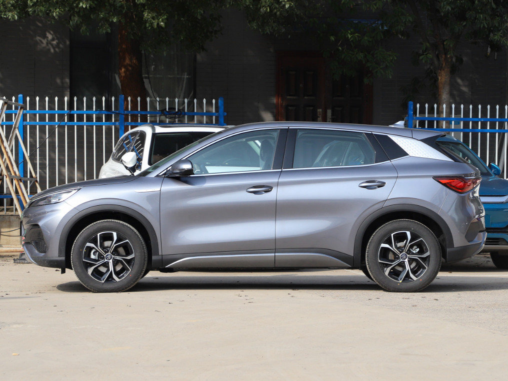 BYD YUAN PLUS 2022 510KM Honorable Compact Electric SUV 12.8'' Touch LCD Screen