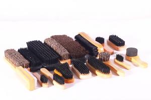Quality brown boot shoe brush cleaning Wooden Handle Horsehair Pighair PP Bristle Polishing Brush Size Bristle Length wholesale