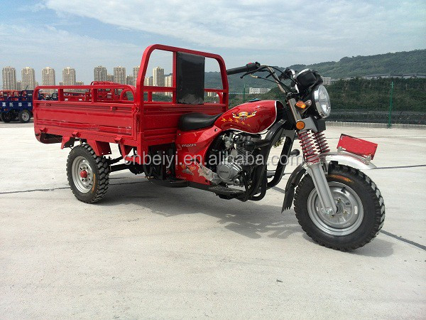 Double Wheel Diesel Tank Tricycle With Water Cooled 4 Strokes Engine In Bolivia