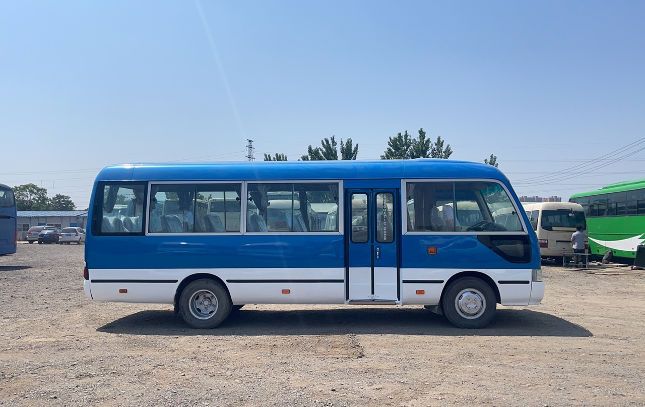 Refurbished Toyota Coaster Bus EQ6701LHT with 19-29 Seats Euro 3 Emission Standard